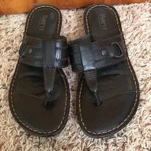 Born leather sandals